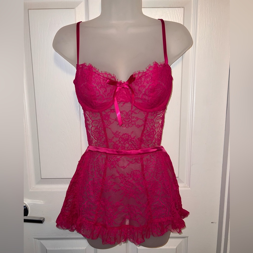 Victoria’s Secret 2 piece lingerie set new with tags